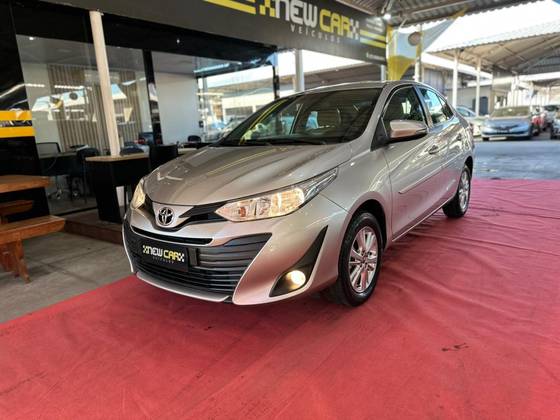 TOYOTA YARIS 1.5 16V FLEX SEDAN XL PLUS TECH MULTIDRIVE TOYOTA YARIS 1.5 16V FLEX SEDAN XL PLUS TECH MULTIDRIVE